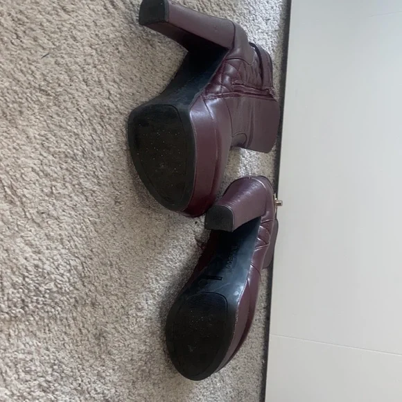Platform booties - Picture 5 of 5
